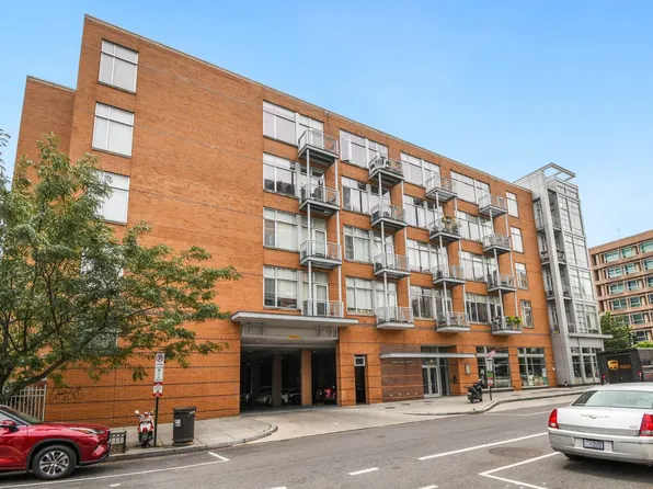 1390 V St NW APT 506, Washington, DC 20009