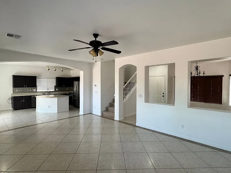 1013 Malibu Sands Ave — Photo 2