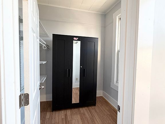 4th image of 1218 13th St Floor 2
