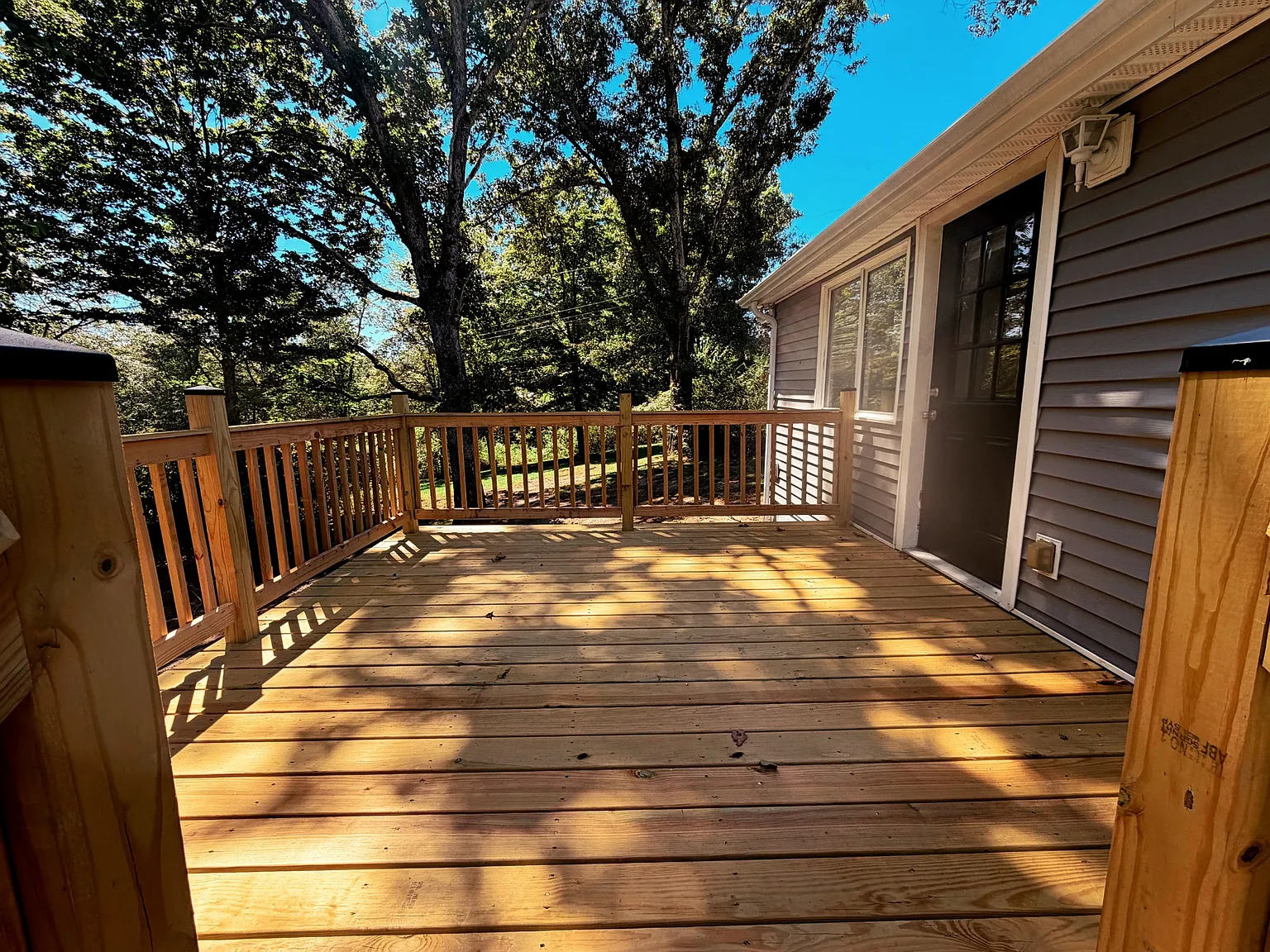 3 bed, 1.0 bath, 1420 sqft, $2,500 — Photo 4