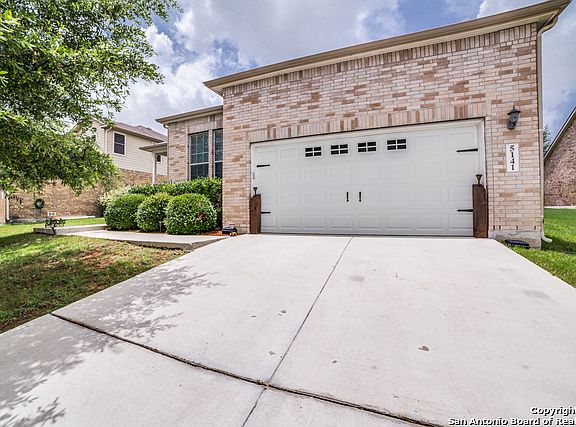 2nd image of 5141 Eagle Valley St