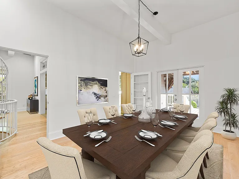 1533 Allyn Ave — Photo 9