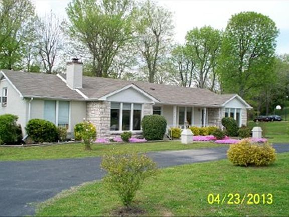 3rd image of 1338 Dalemere Dr