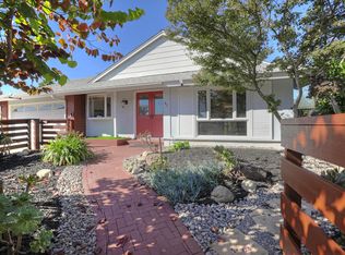 87 Deerhurst Dr, Goleta, CA 93117