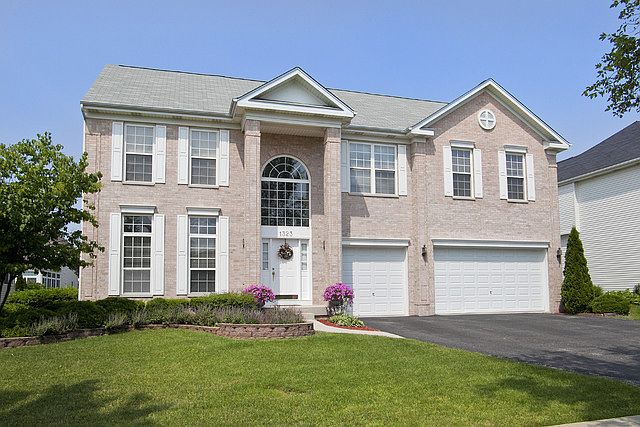 1st image of 1323 Danhof Dr