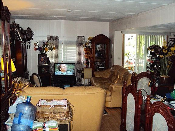 3rd image of 11424 36th Dr NE Unit 61