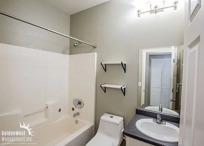 9424 Plover Falls Ave — Photo 12