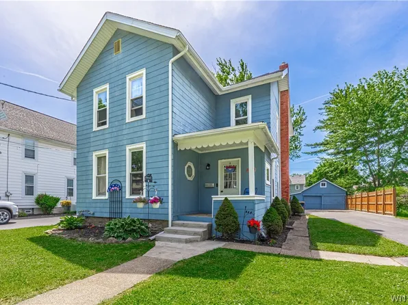 39 Grant St, Lockport, NY 14094