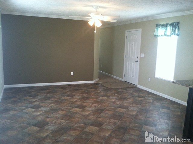 2nd image of 1346 Gary Ln