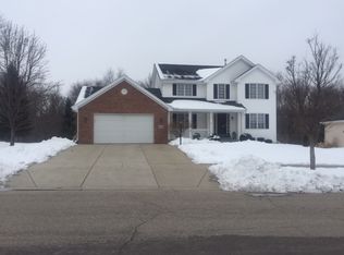 2360 W Deer Path Way, Beloit, WI 53511