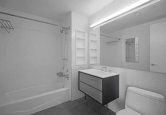 4th image of 10 City Pt APT 32Q