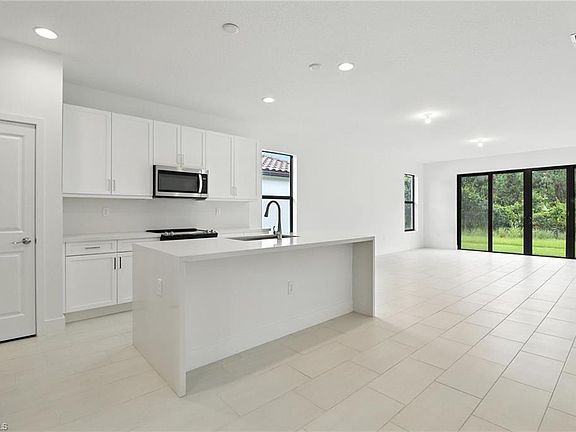 4th image of 5808 AGOSTINO WAY