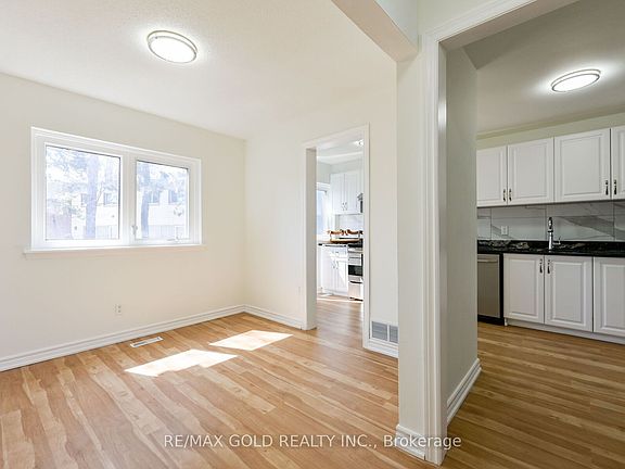 5th image of 1601 Albion Rd #266