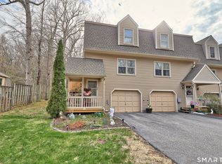 Country Living, Torrington, CT 06790