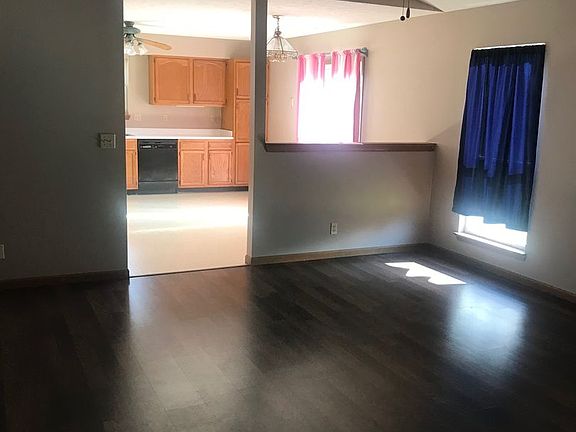3rd image of 317 Cheshire Ln