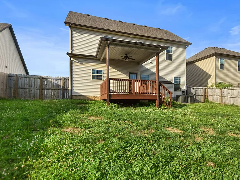 1032 Spicer Dr — Photo 20