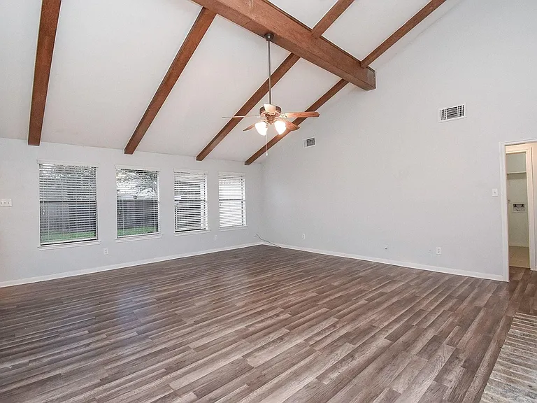 14418 Royal Hill Dr — Photo 6