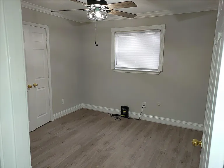 6204 Culberson St #12 — Photo 2