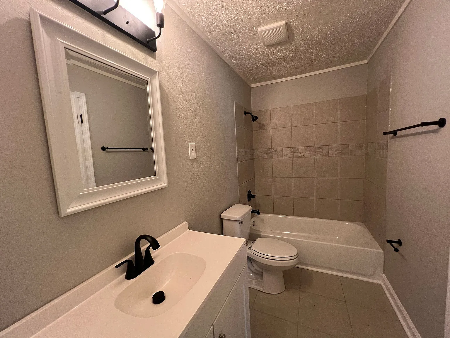 4783 Bluff Wood Cove — Photo 2