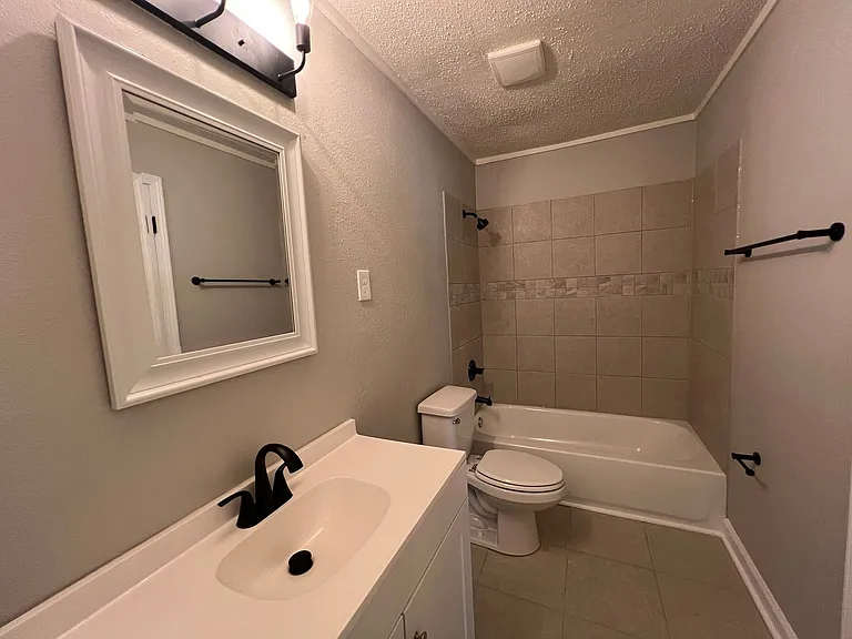 4783 Bluff Wood Cv — Photo 6