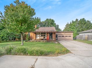 14701 Lakeshore Dr, Grand Haven, MI 49417