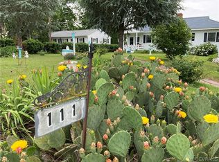 111 Punchbowl Ln, Jamaica, VA 23079