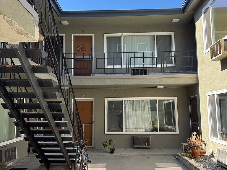 5089 Highland View Ave #10 — Photo 14