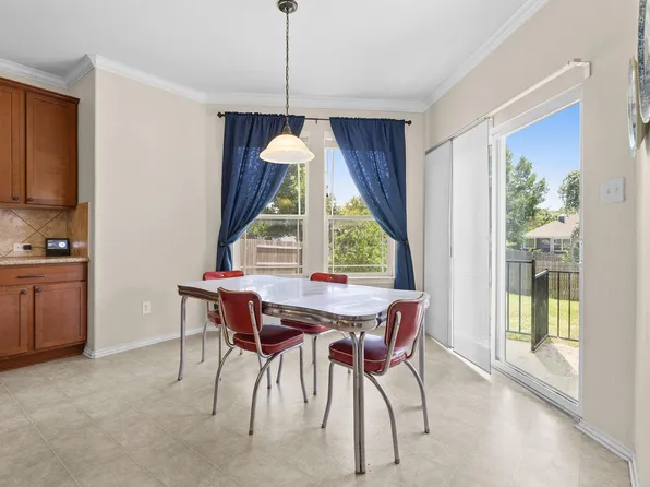 205 Sheepshank Dr, Georgetown, TX 78633