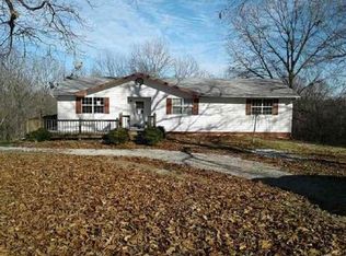 437 Walnut Springs Dr, Cape Fair, MO 65624