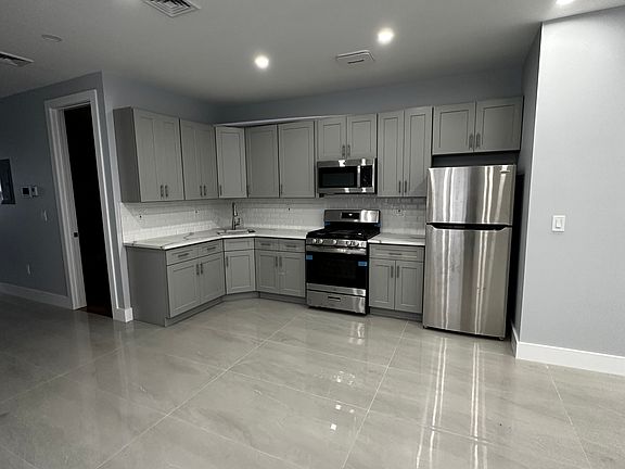 3rd image of 354 E 169th St #3A