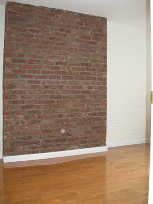 Rented by Tower Brokerage | media 50