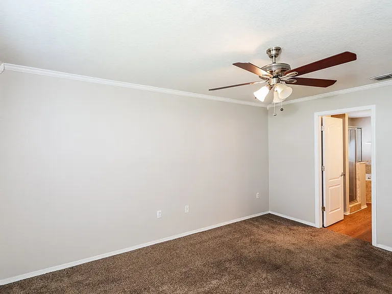 5122 Garberia Ave — Photo 10