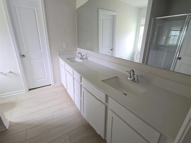 223 Brentwood Dr — Photo 13