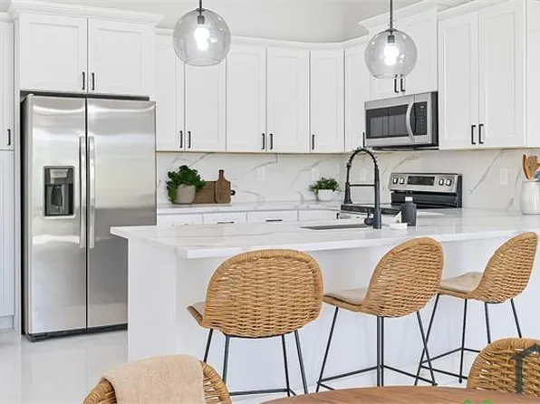 587 Alabama Rd S, Lehigh Acres, FL 33974