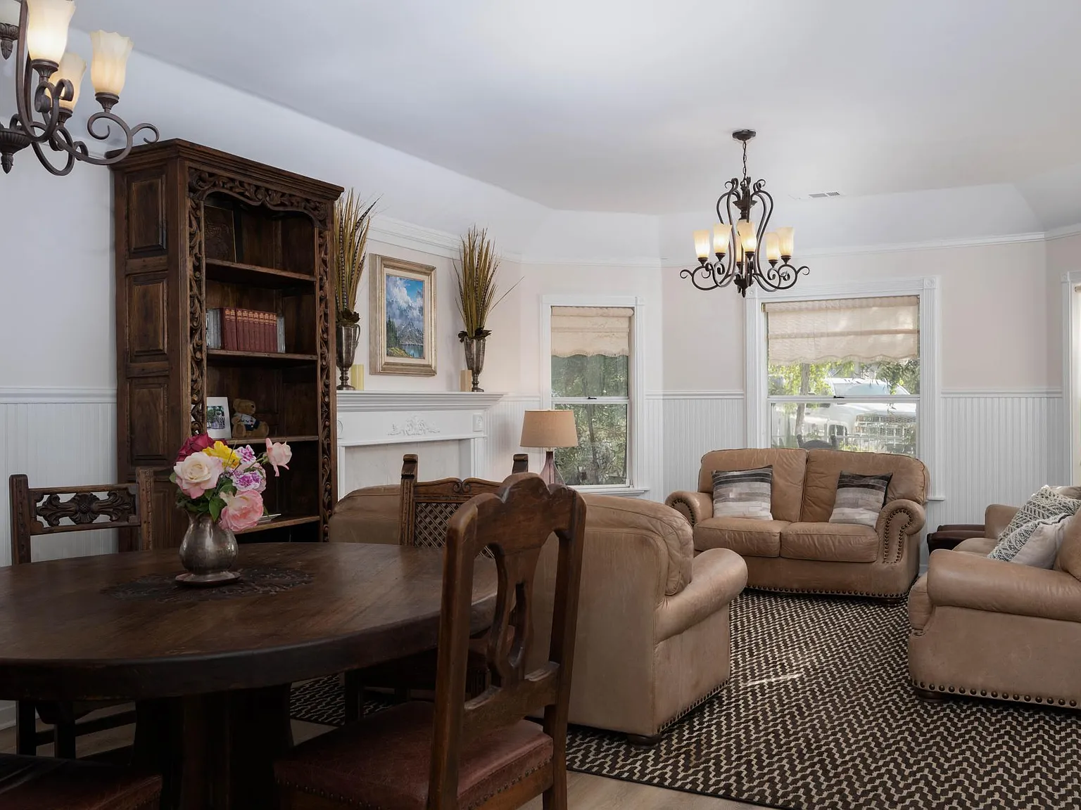 5 bed, 2885 sqft, $5,500 — Photo 4