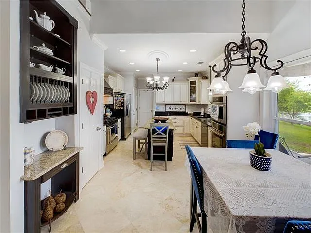 44 Oak Tree Dr — Photo 7