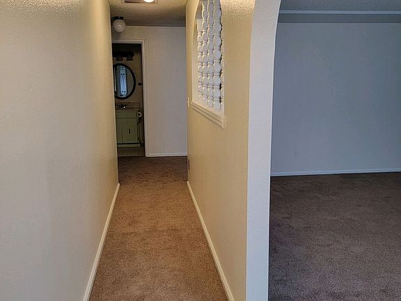 4th image of 3630 Grandview Dr W