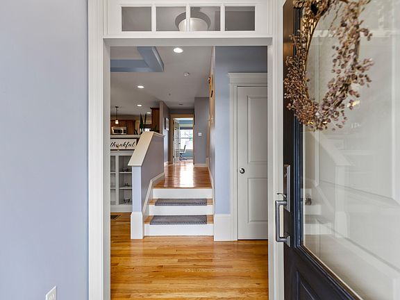 3rd image of 8 Waldron Drive #8