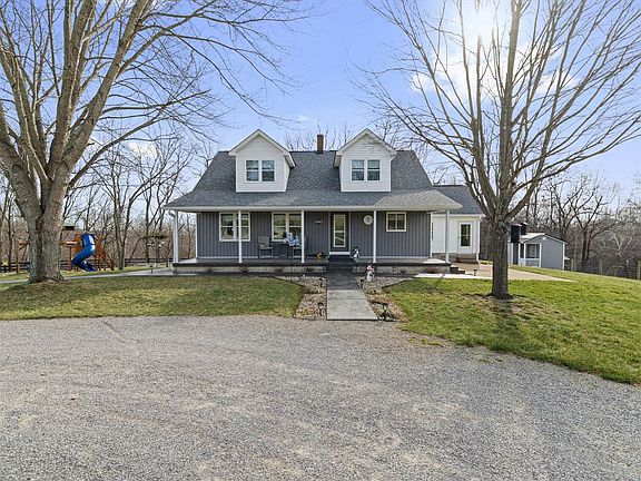 3rd image of 774 John Logsdon Rd