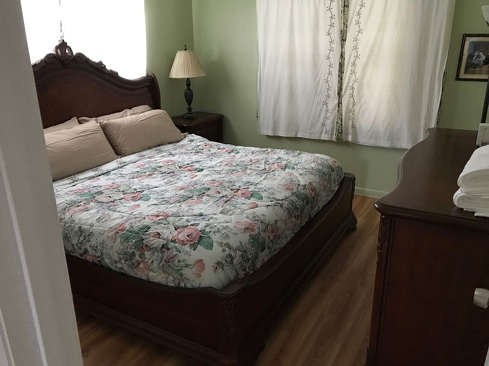 2nd image of 185 Durham Cir #D