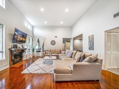 4822 Van Noord Ave APT 15, Sherman Oaks, CA, 91423