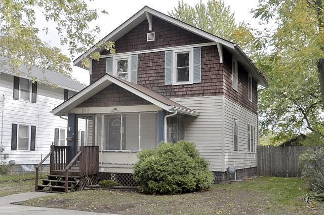1st image of 936 Albert Ave