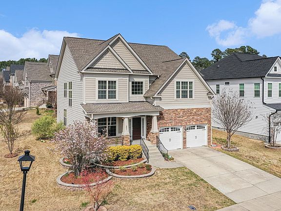 3rd image of 351 Gartrell Way