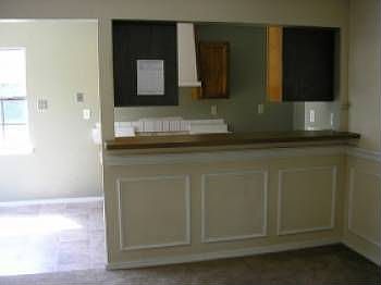 4th image of 6960 Sunflower Cir N
