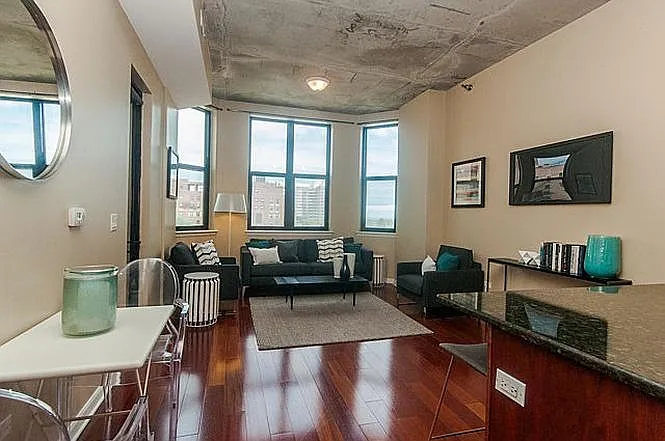 1464 S Michigan Ave #503 — Photo 2