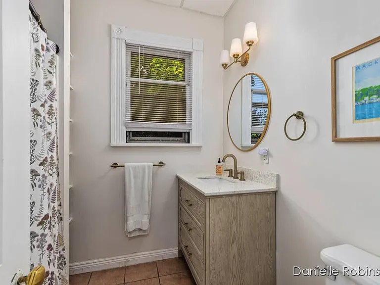 40 Union Ave NE #1 — Photo 8