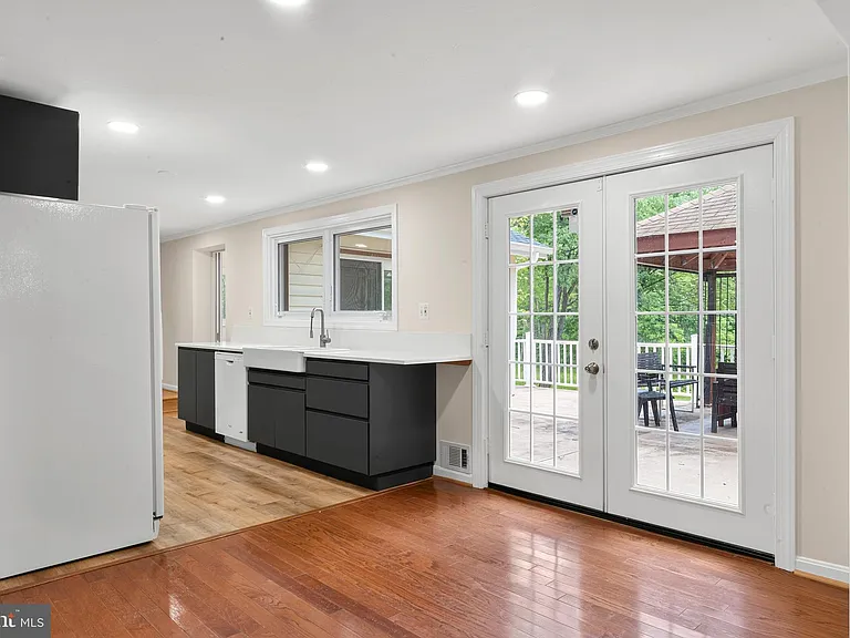 5129 Chowan Ave — Photo 17