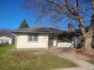 218 11th Ave E, Ashland, WI 54806