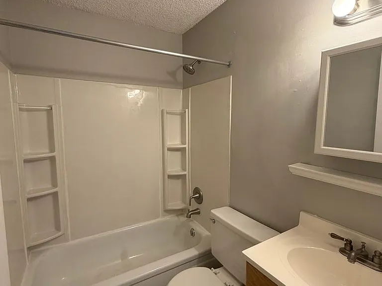212 Jay Dr — Photo 9