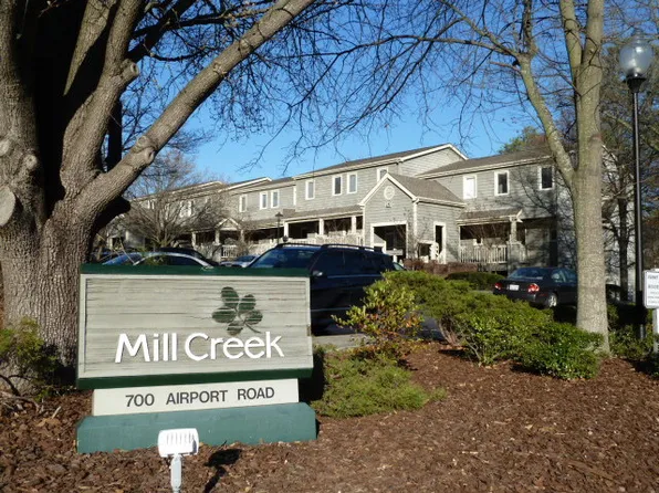 714 Martin Luther King Jr Blvd #B, Chapel Hill, NC 27514